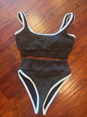 LAINSNOW XS NEW Black Ribbed Two-Piece Swim Set with White Trim SPARKLE